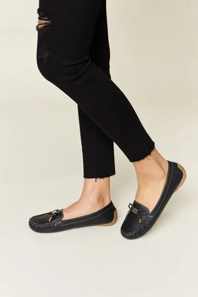Black Slip-on Bow Flats Loafers