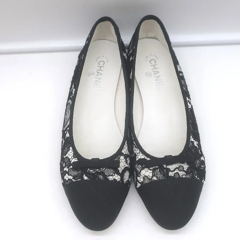 Chanel CC Cap Toe Bow Ballet Flats Black/White Lace & Grosgrain Size 42