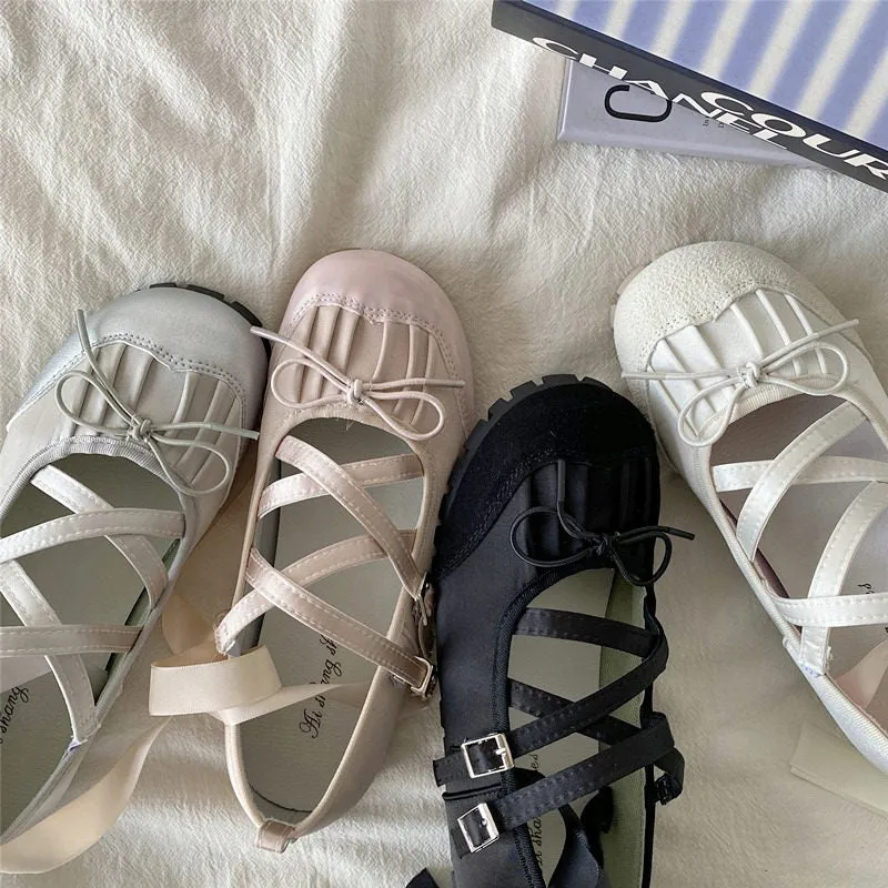 Goes Around Ballet Flats