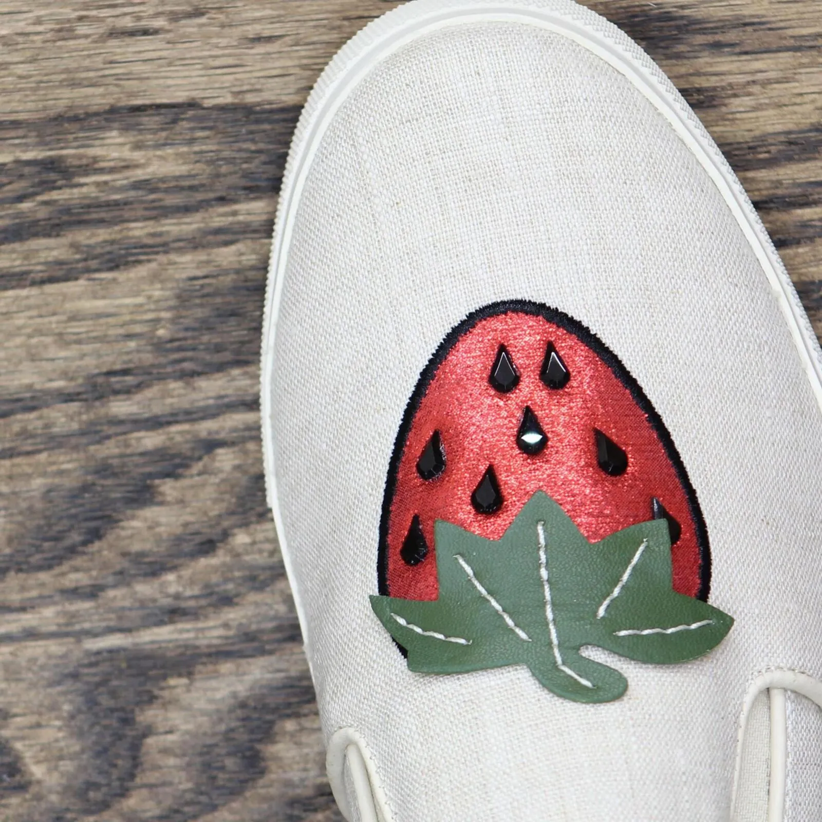 Katy Perry Womens Strawberry The Kerry-Canvas Flats 167402a6d4fe43 Brown 6.5M