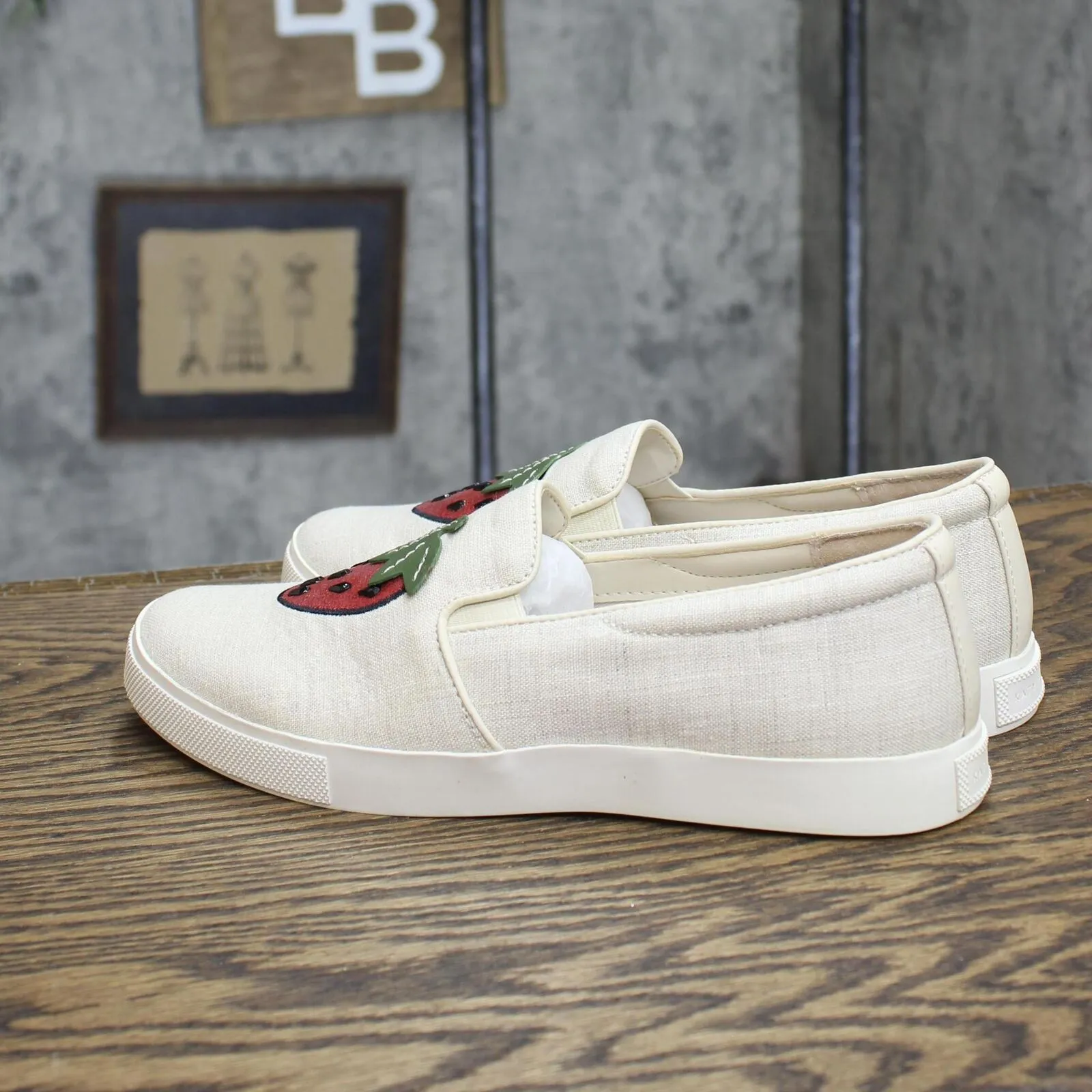 Katy Perry Womens Strawberry The Kerry-Canvas Flats 167402a6d4fe43 Brown 6.5M