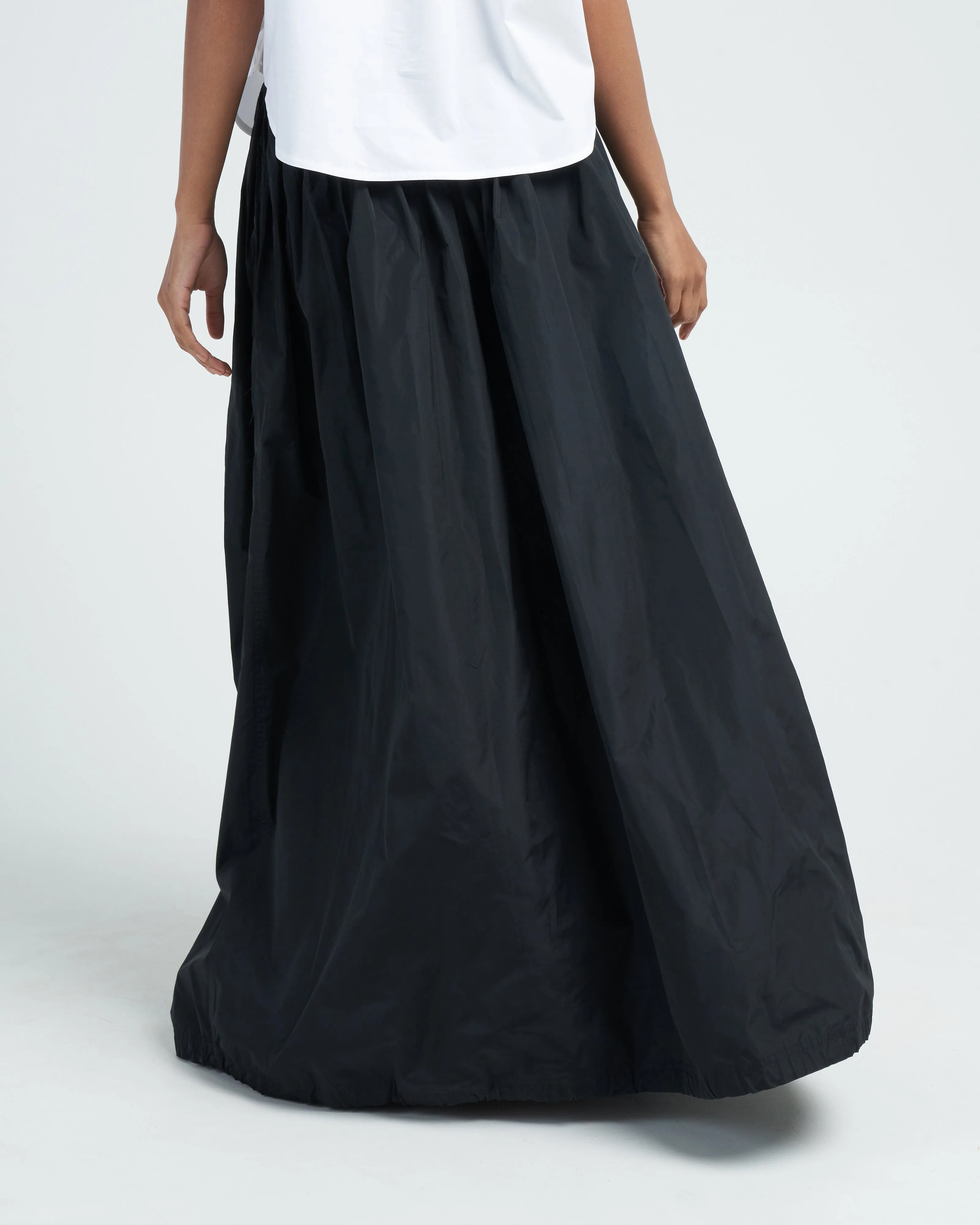 long skirt - black