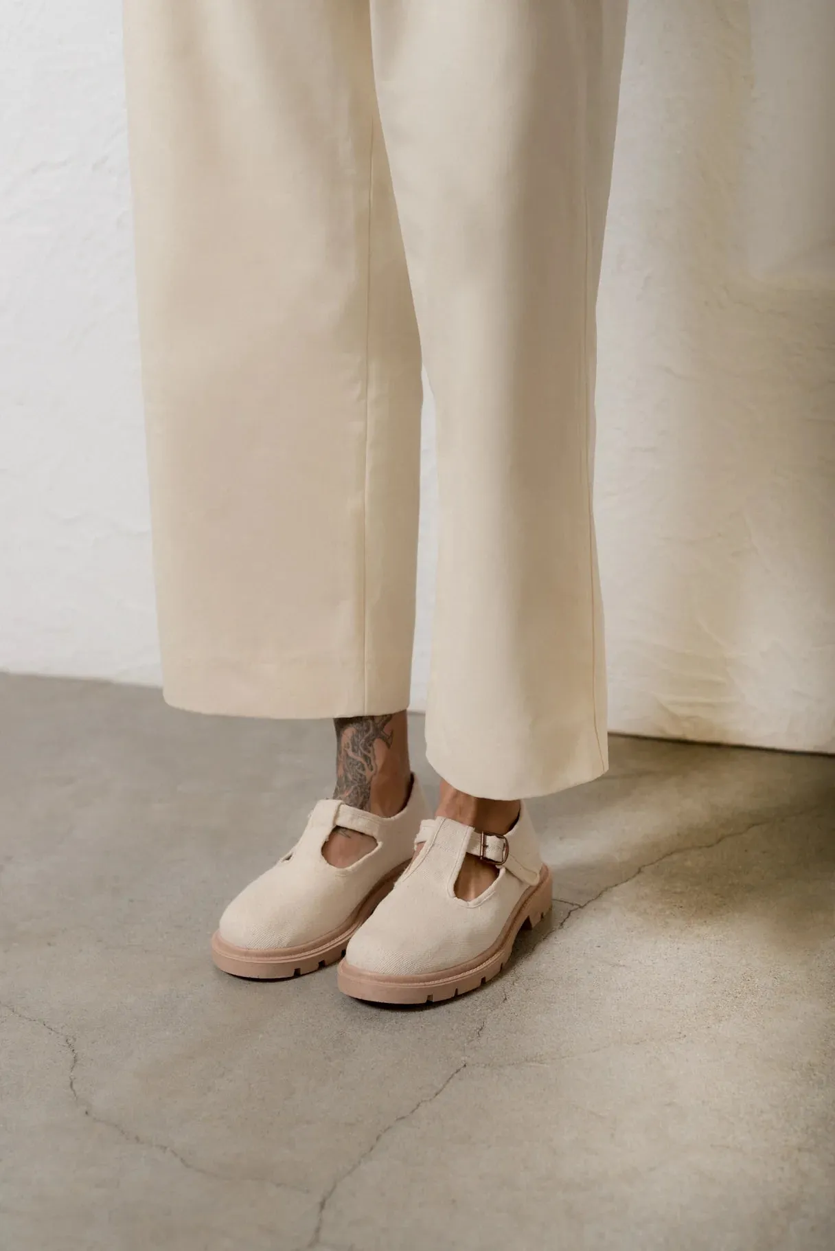Lug Sole Mary Jane - Natural
