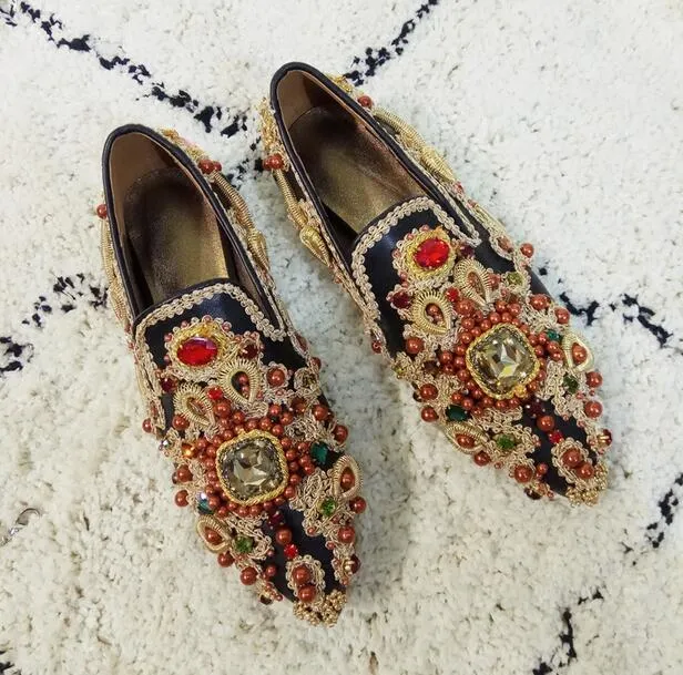 Luxury Colorful Rhinestone Flowers Women Pointy Toe Flats Fashion Ladies Slip On Ballet Flats Golden Embroidery Sexy Flats