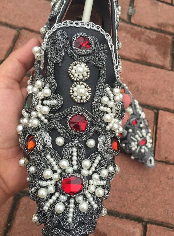 Luxury Colorful Rhinestone Flowers Women Pointy Toe Flats Fashion Ladies Slip On Ballet Flats Golden Embroidery Sexy Flats