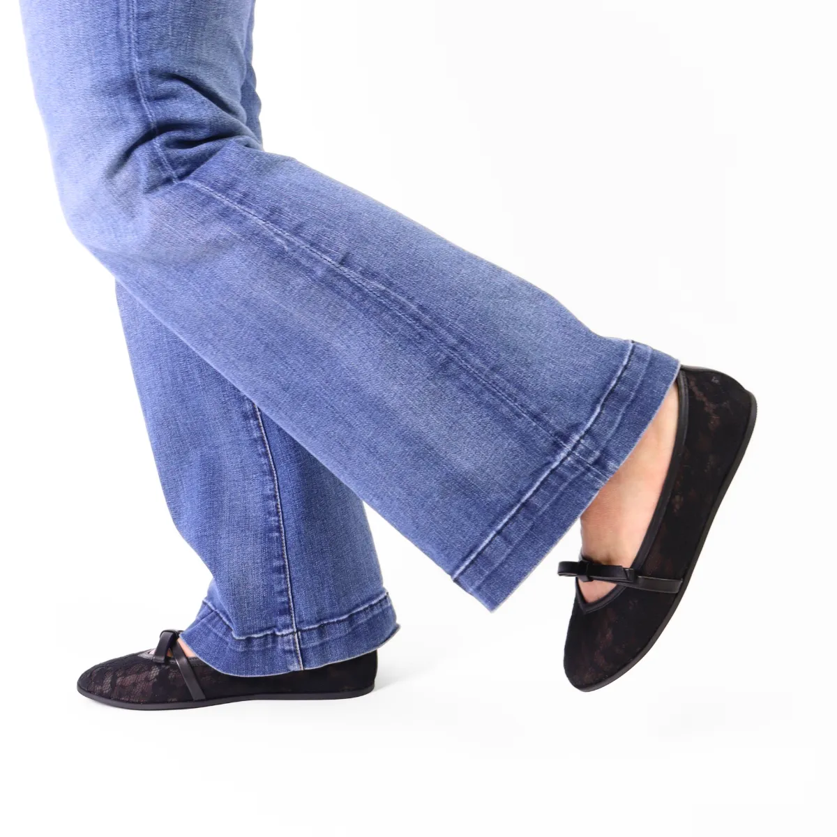 Mesh Mania Bow Flat