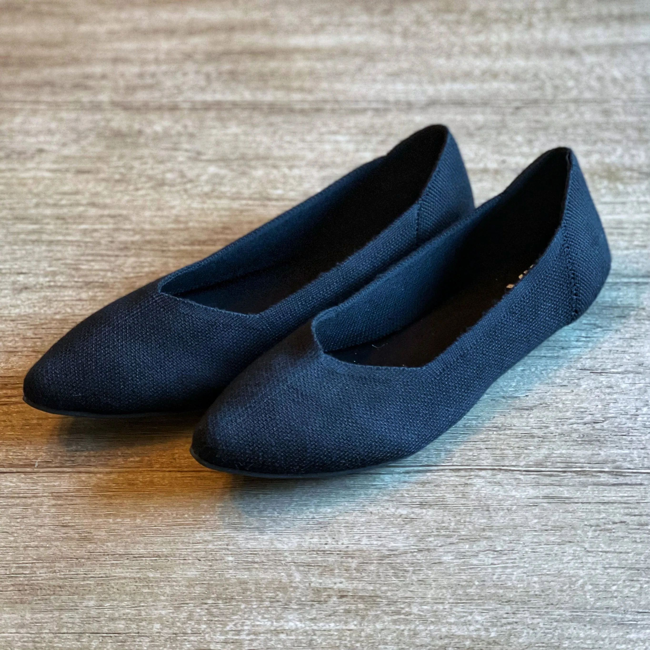 MIA Shoes Kerri Flannel Pointed Toe Flat in Black