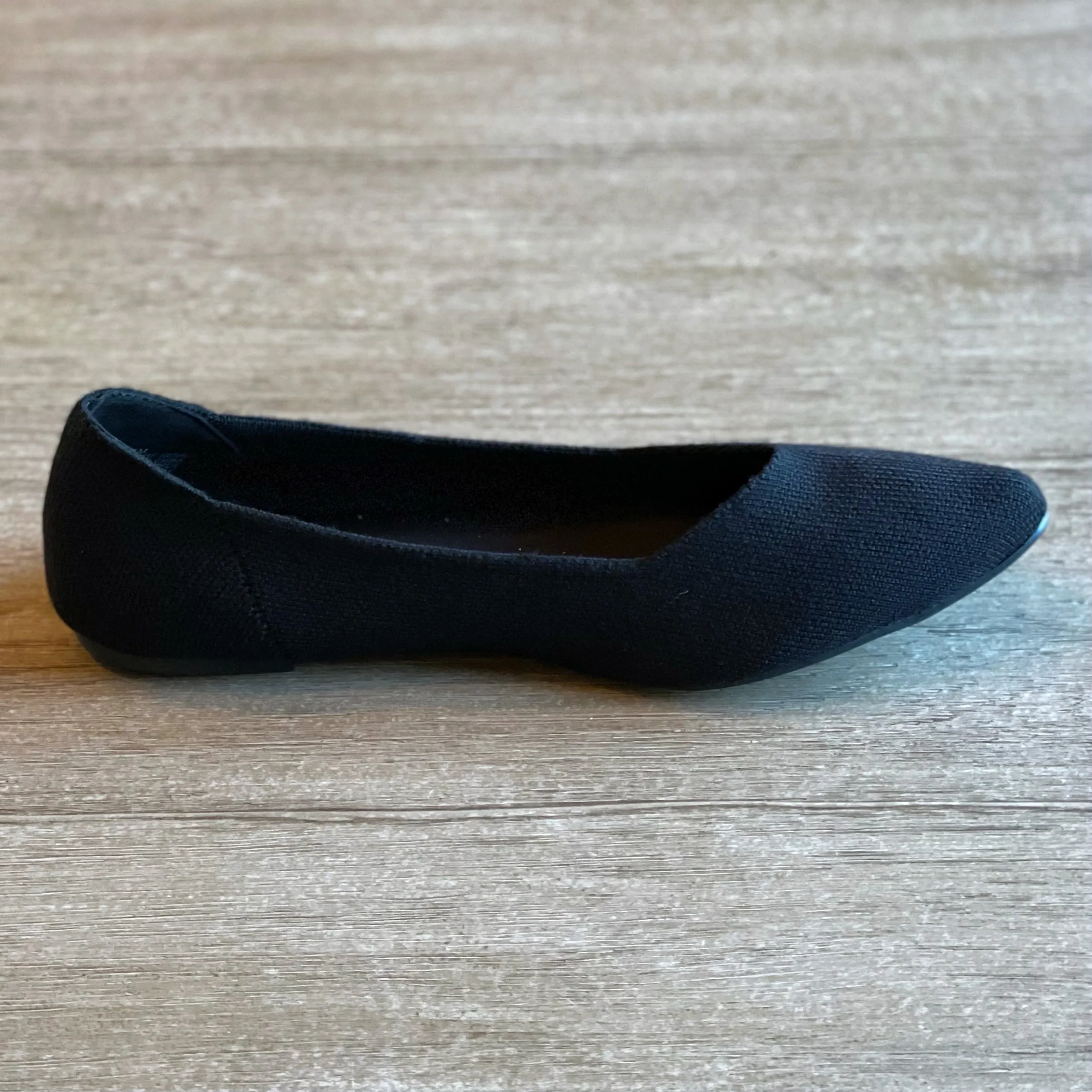 MIA Shoes Kerri Flannel Pointed Toe Flat in Black