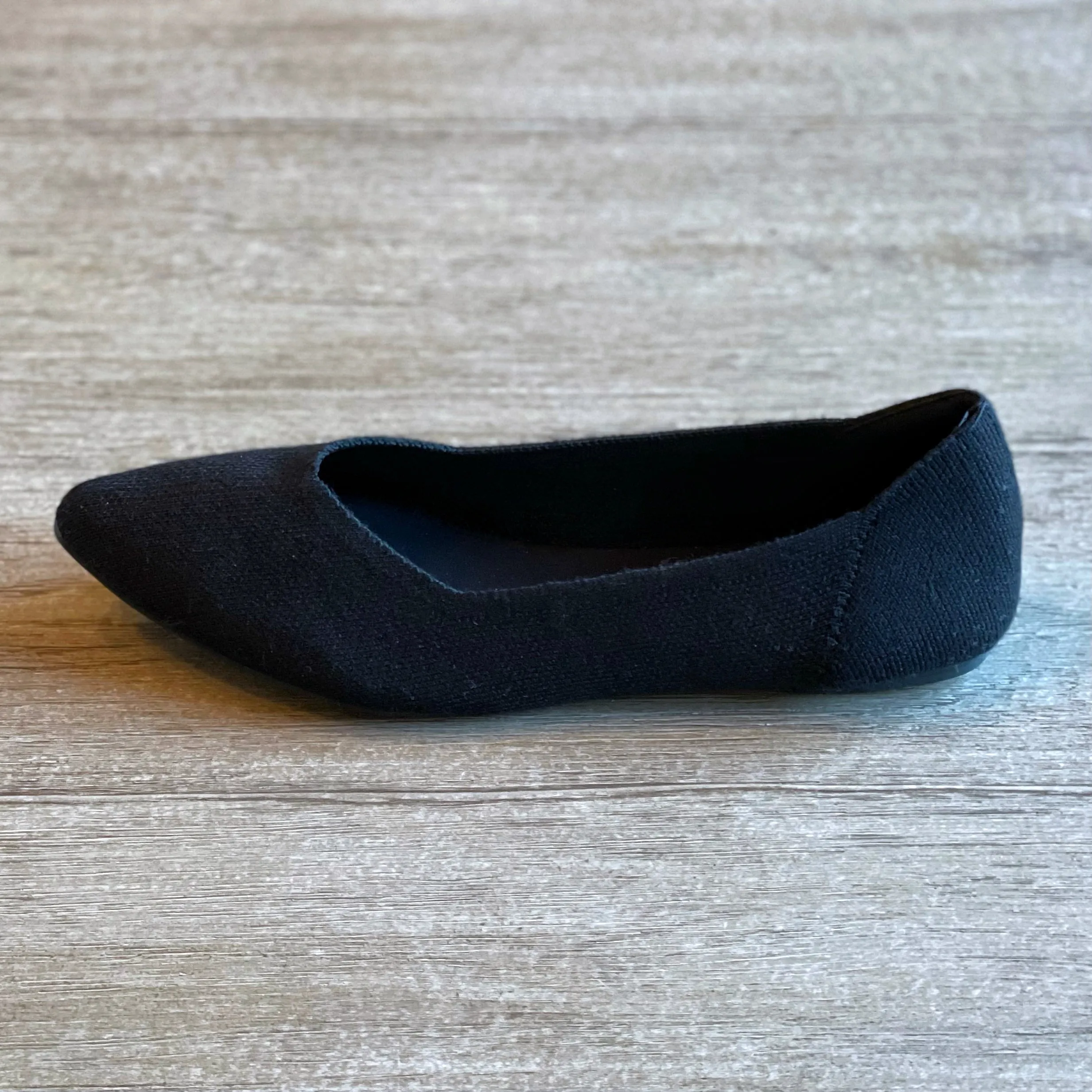 MIA Shoes Kerri Flannel Pointed Toe Flat in Black