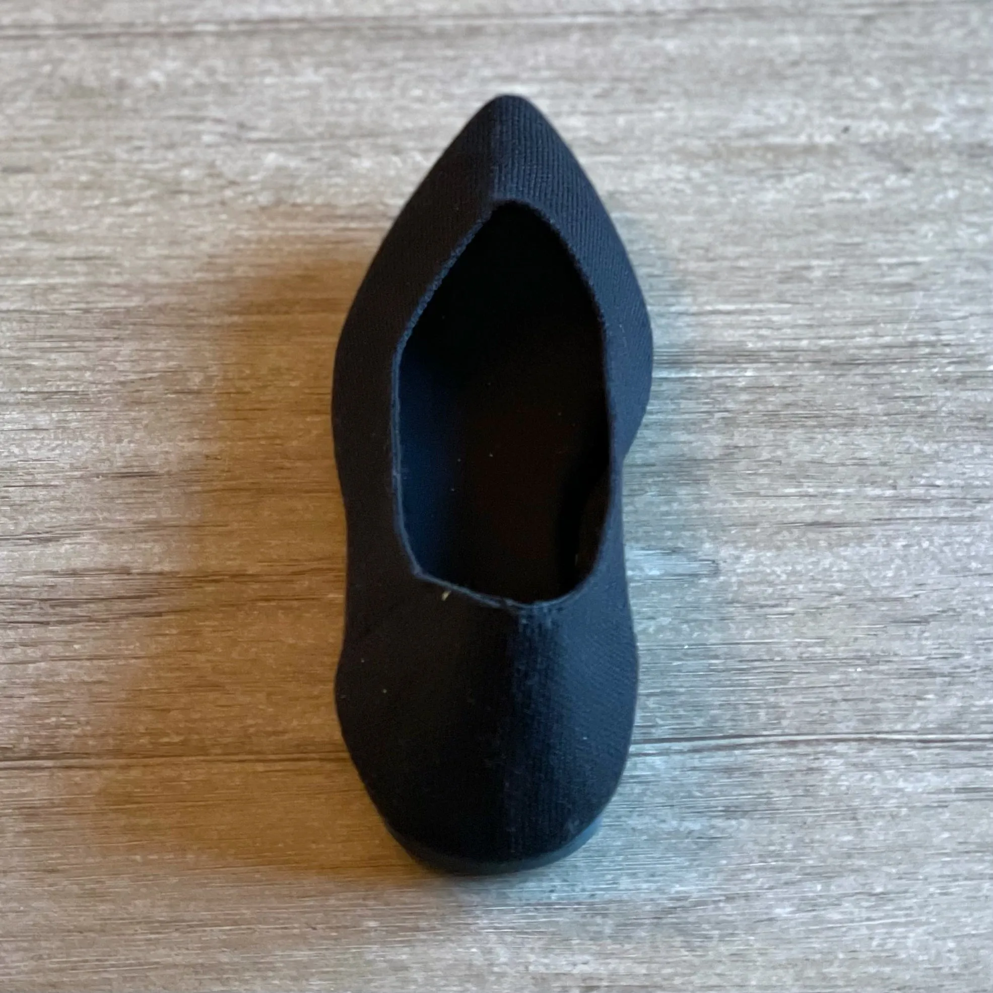 MIA Shoes Kerri Flannel Pointed Toe Flat in Black