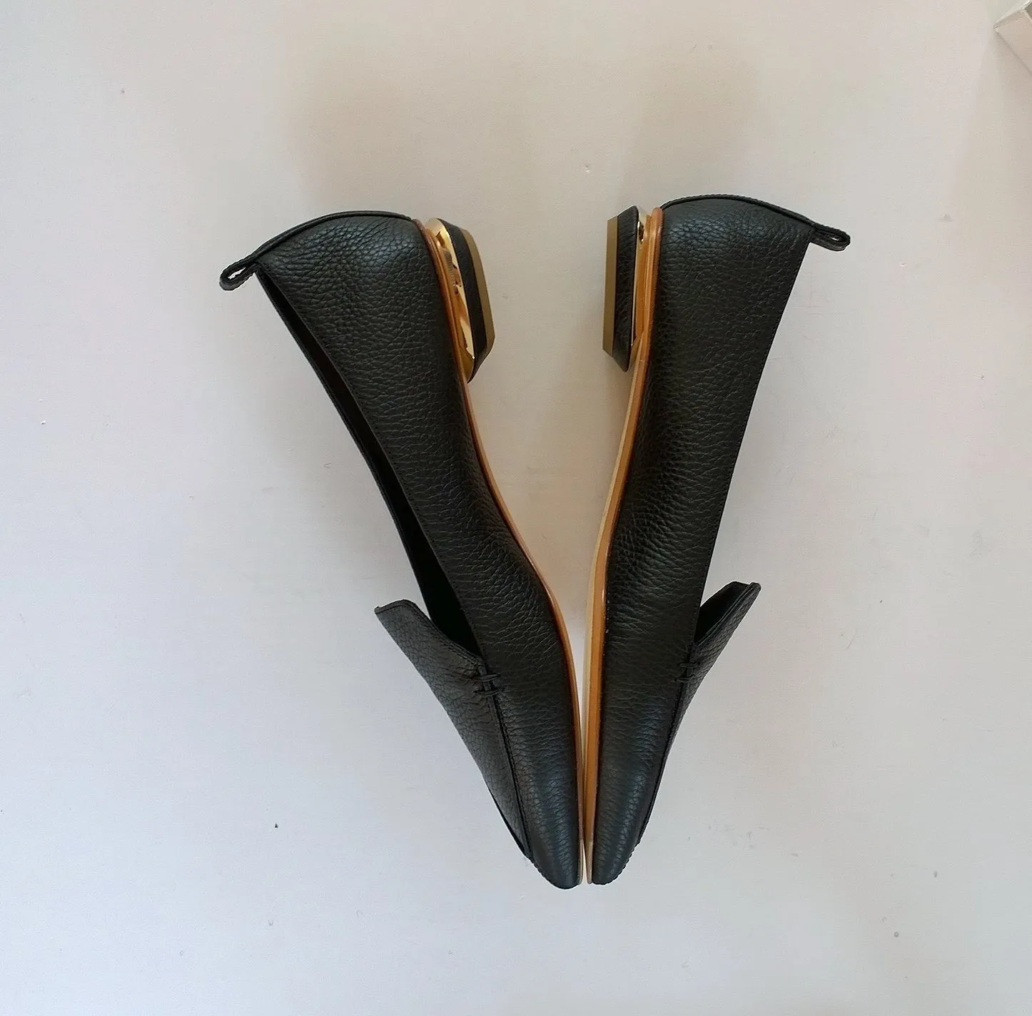 Nicholas Kirkwood Beya Black Leather Loafers flats shoes