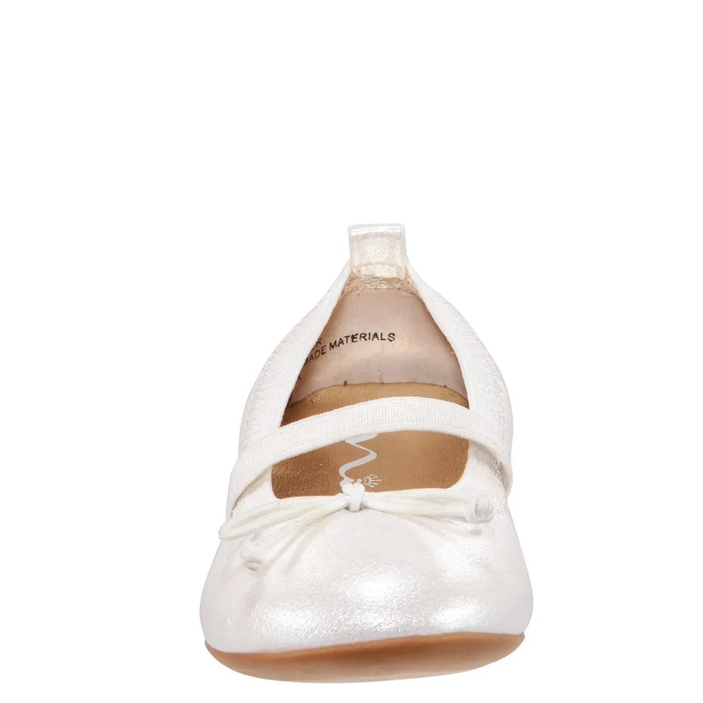 Nina Esther (Toddler) Ivory Pearlized Ballet Flat