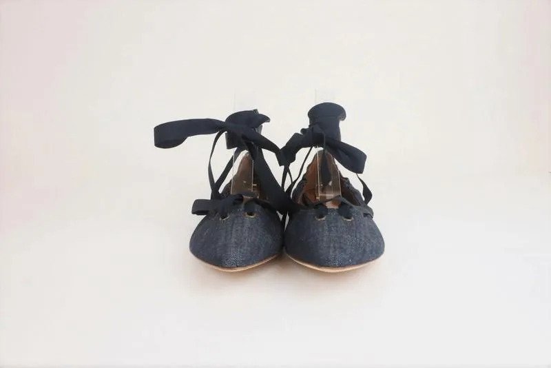 Tomas Maier Denim Lace-Up Flats Dark Blue Size 8.5 Ankle Wrap Pointed Toe NEW