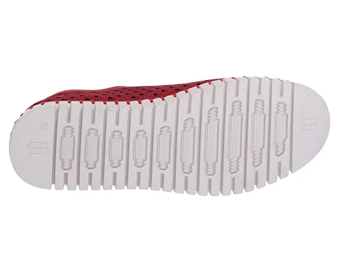 Tulip Slip On Sneaker 139