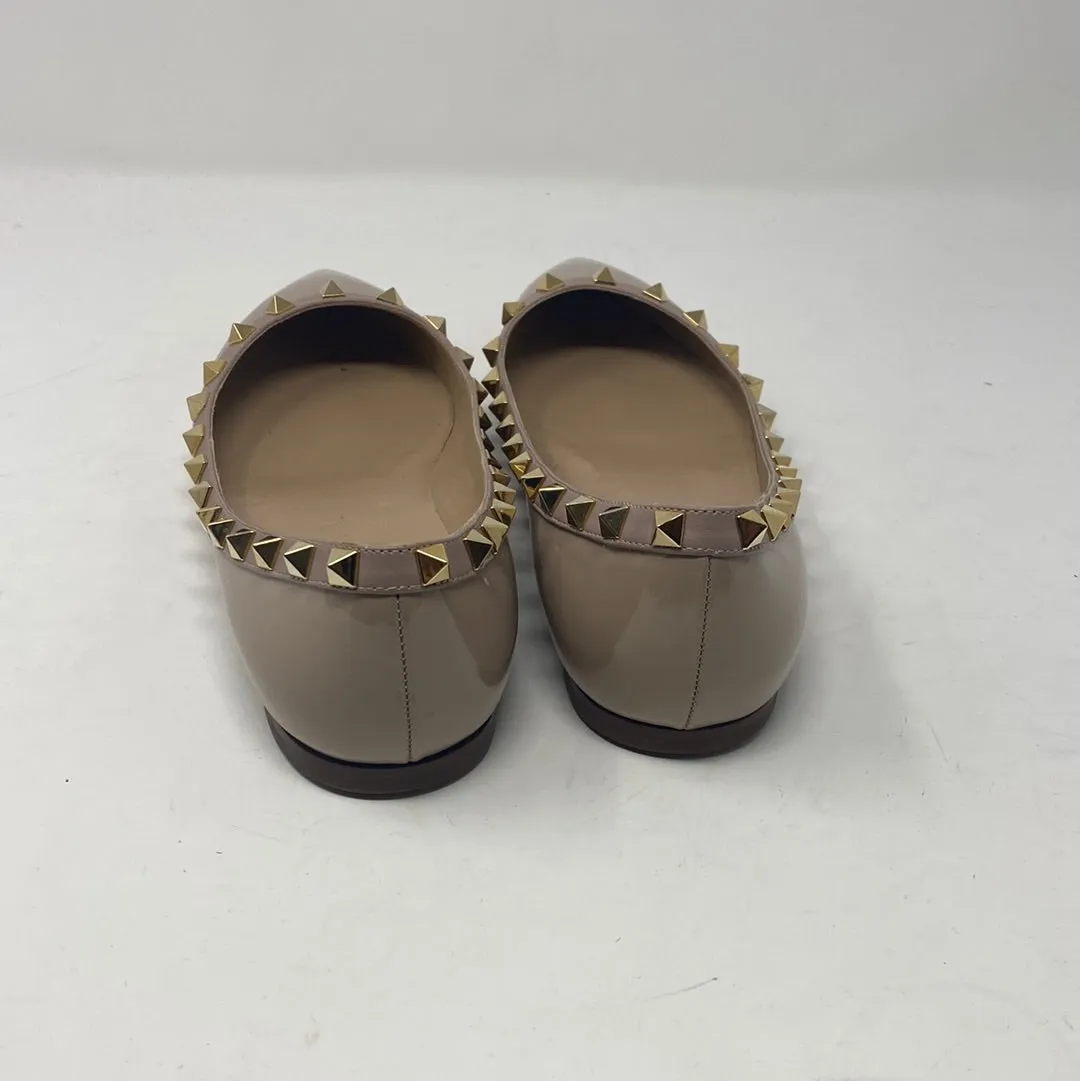 Valentino Beige Patent Leather Pointed Toe Rockstud Flats