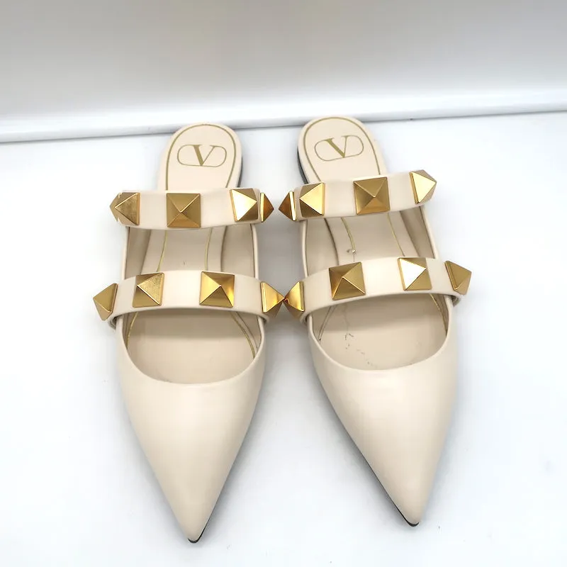 Valentino Roman Stud Mules Cream Leather Size 39 Pointed Toe Flats NEW