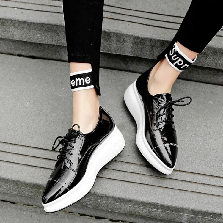 Women shoes Pointed toe lace up flats creepers moccasins